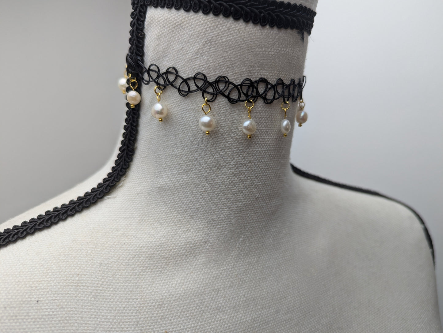 Tattoo Choker w/ charm